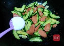火腿肠炒黄瓜的做法图解6