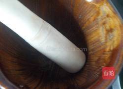 擂辣椒的做法图解1