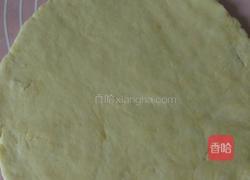 8寸鲜虾披萨的做法图解1