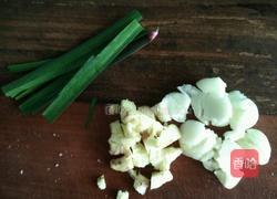 芥菜炒牛肉的做法图解2