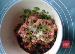 灌汤生煎包的做法图解3