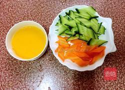 鸡蛋炒黄瓜的做法图解2