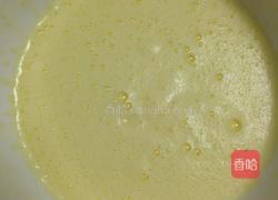宝宝喜欢吃的蒸蛋糕的做法图解3