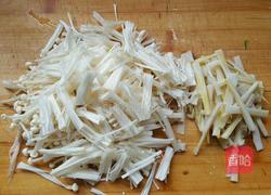 金针炖春笋的做法图解5