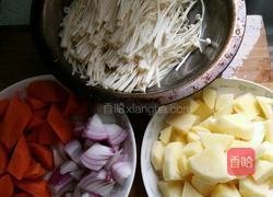 三汁闷鸡翅的做法图解2