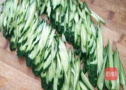 凉拌刀削面的做法图解2