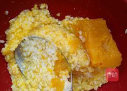 金瓜肉松寿司的做法图解2