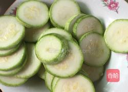 黄金/西葫芦煎饼的做法图解2