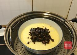 怎样做出嫩滑的蒸蛋的做法图解3