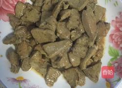 葱爆猪肝的做法图解4