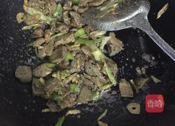 葱爆猪肝的做法图解6