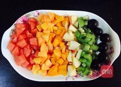 彩色水果拼盘的做法图解3