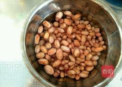 水煮五香花生米的做法图解3