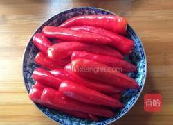红辣椒炒肉的做法图解1