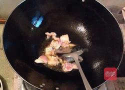 香菇木耳炒瘦肉的做法图解4