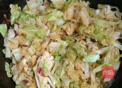 圆白菜炒粉丝的做法图解3