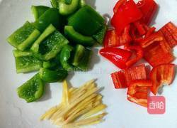 草菇炒瘦肉的做法图解2