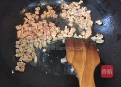 玉米胡萝卜炒肉丁的做法图解7