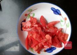 西红柿鸡蛋炒火腿的做法图解1