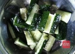 凉拌黄瓜的做法图解2