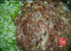 荠菜猪肉馅饺子的做法图解4