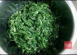 荠菜猪肉馅饺子的做法图解6