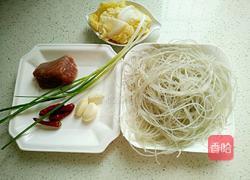 泡菜苕粉炒肉丝的做法图解1