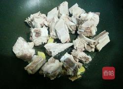 红烧冬瓜排骨汤的做法图解2