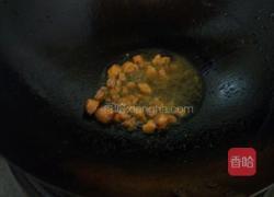 宫爆鲟魚丁的做法图解5