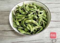 香辣毛豆的做法图解1