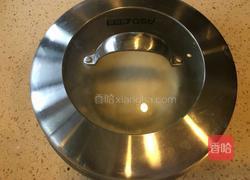 猪肉茴香蒸饺的做法图解1