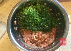 猪肉茴香蒸饺的做法图解4