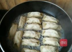 家常锅贴的做法图解9