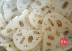 麻辣藕片的做法图解1