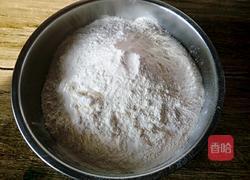 韭菜山野菜(青广东)馅饼的做法图解4