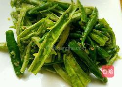 豇豆压青椒的做法图解4
