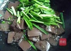 家菜＊猪血炒韭菜的做法图解6
