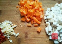 素炒三丁的做法图解2