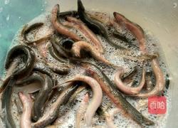 香煎泥鳅的做法图解2