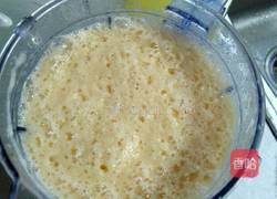 哈密瓜果汁的做法图解2