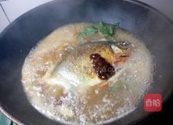  豆瓣酱红鱼的做法图解8