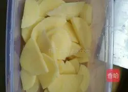 Illustration of how to make light potato pancakes 2