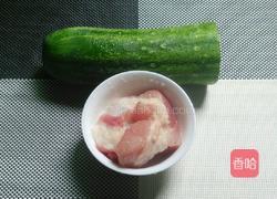 黄瓜炒肉片的做法图解1