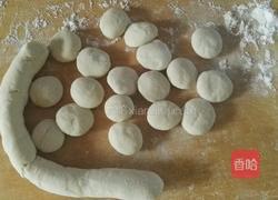 鲜肉锅贴的做法图解6