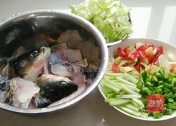 电铛锅嫩滑鲜鱼的做法图解1
