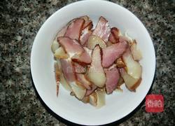 香干炒腊肉的做法图解2