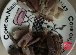 萝卜干炒腊肉的做法图解4