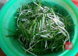 韭菜炒芽菜的做法图解2