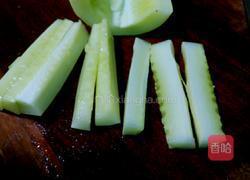 酱香黄瓜（夏天的美味)的做法图解3