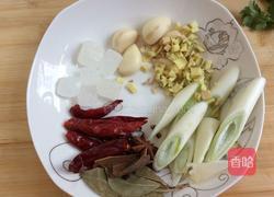 土豆炖牛腩的做法图解3